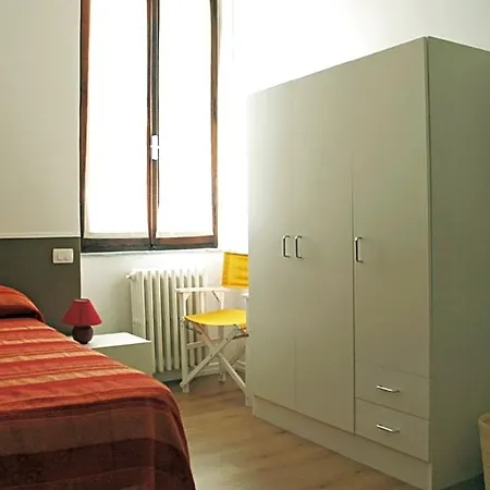 Panzió Pino Marittimo